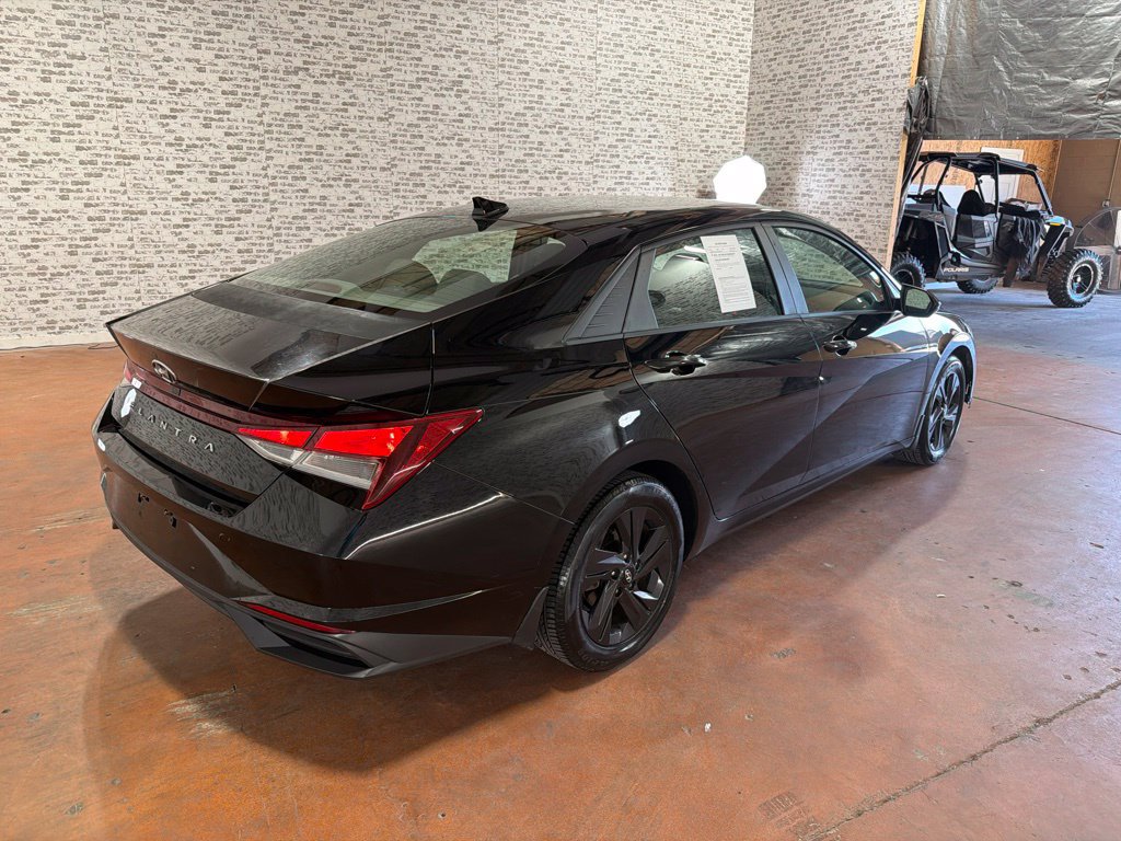 Used 2021 Hyundai Elantra SEL FWD image 7