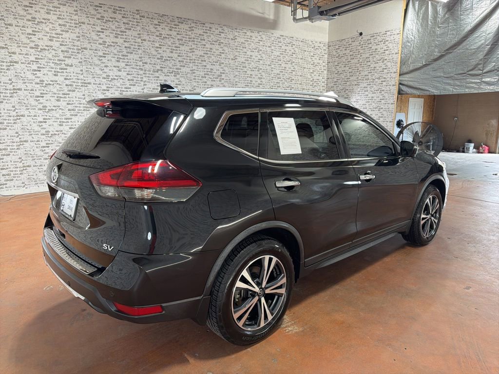 Used 2020 Nissan Rogue SV w/ Premium Package FWD image 7