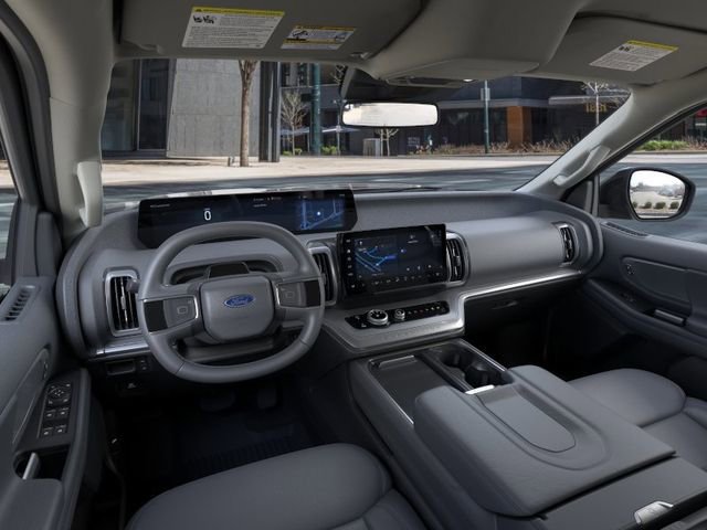 New 2026 Ford Expedition Active RWD image 9