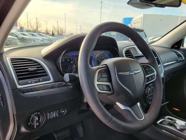 Used 2023 Chrysler 300 Touring L w/ Popular Equipment Group image 18