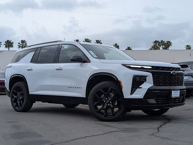 New 2026 Chevrolet Traverse RS image 2