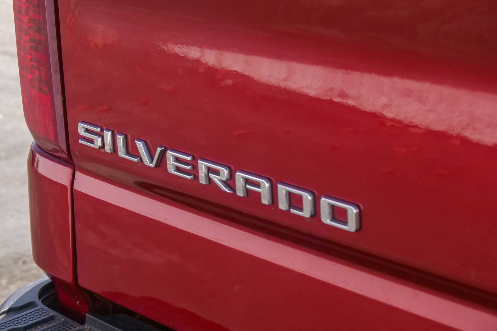 Used 2021 Chevrolet Silverado 1500 LT w/ All Star Edition Plus RWD image 11