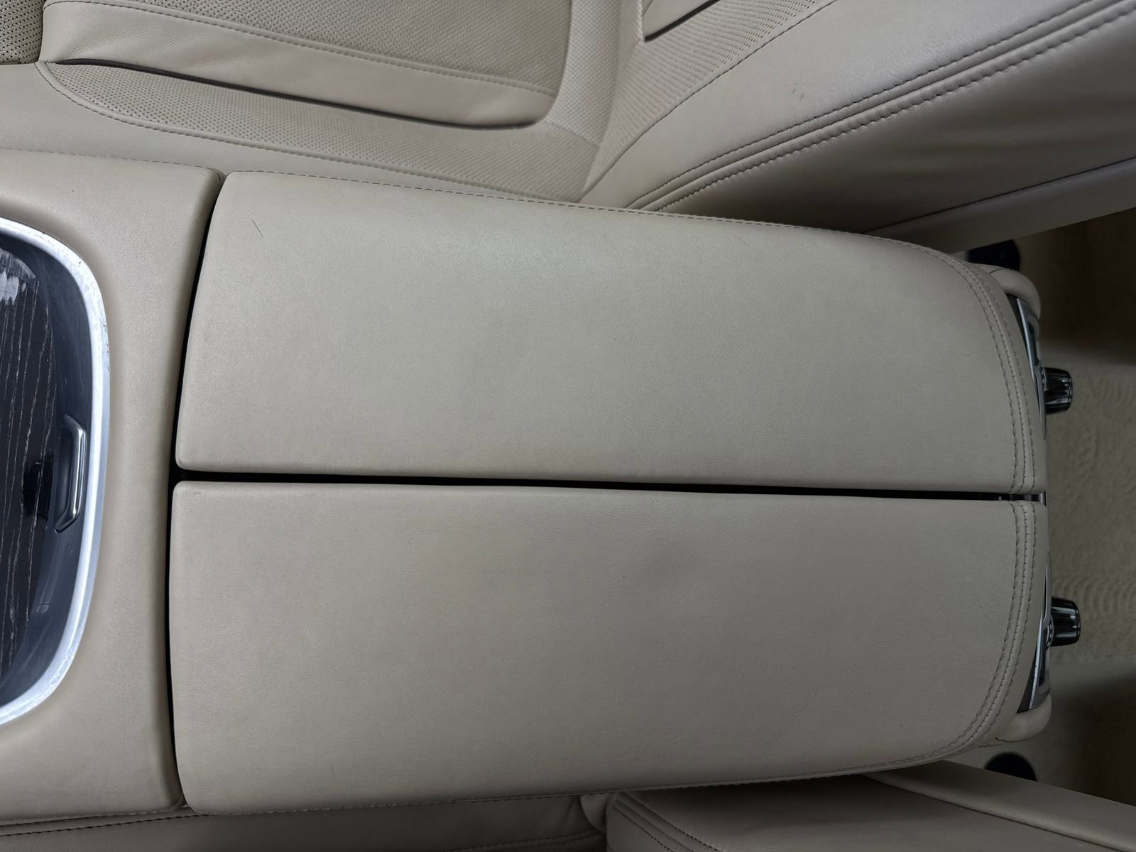 Used 2017 BMW 750i image 31