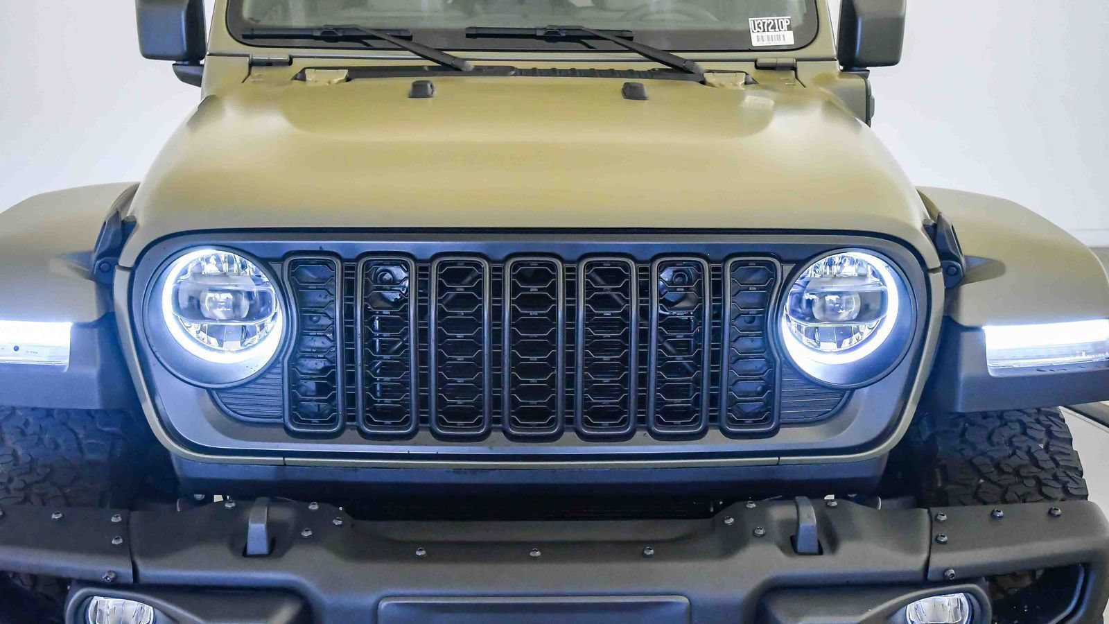 Used 2025 Jeep Wrangler Unlimited Sport S 4xe AWD/4WD image 8