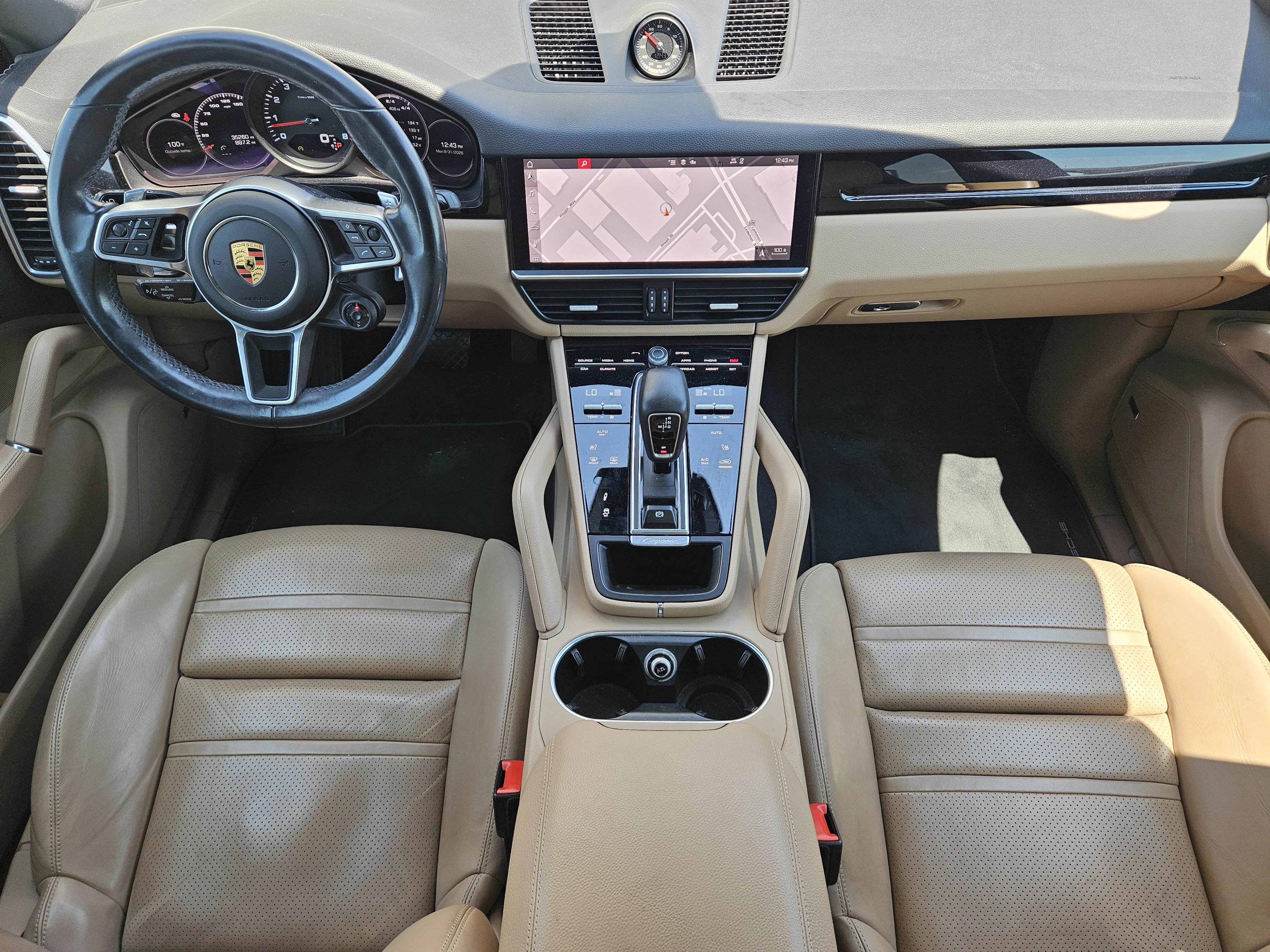 Certified 2021 Porsche Cayenne Coupe AWD/4WD image 24