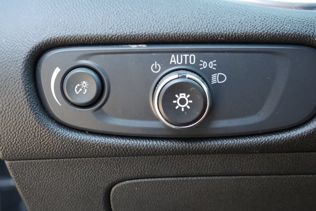 Used 2024 Chevrolet Malibu LT FWD image 21