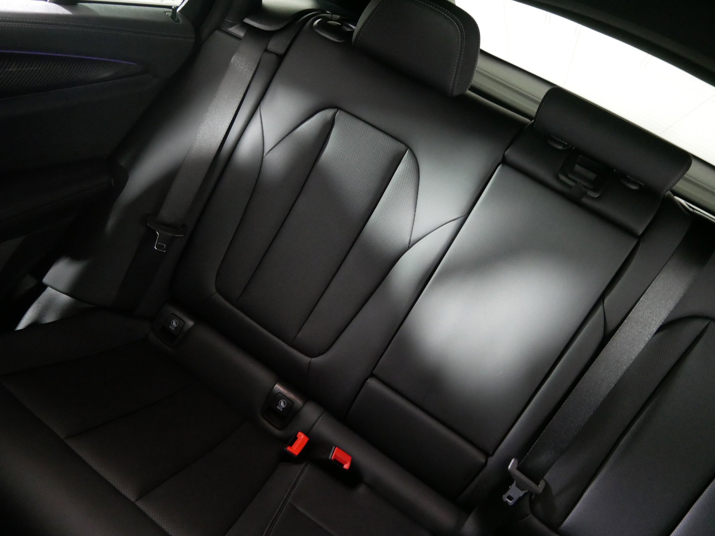 Used 2024 BMW X4 M40i AWD/4WD image 12