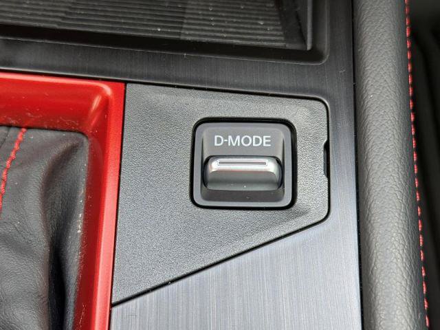 Certified 2025 Nissan Kicks SR w/ SR Premium Package FWD image 8