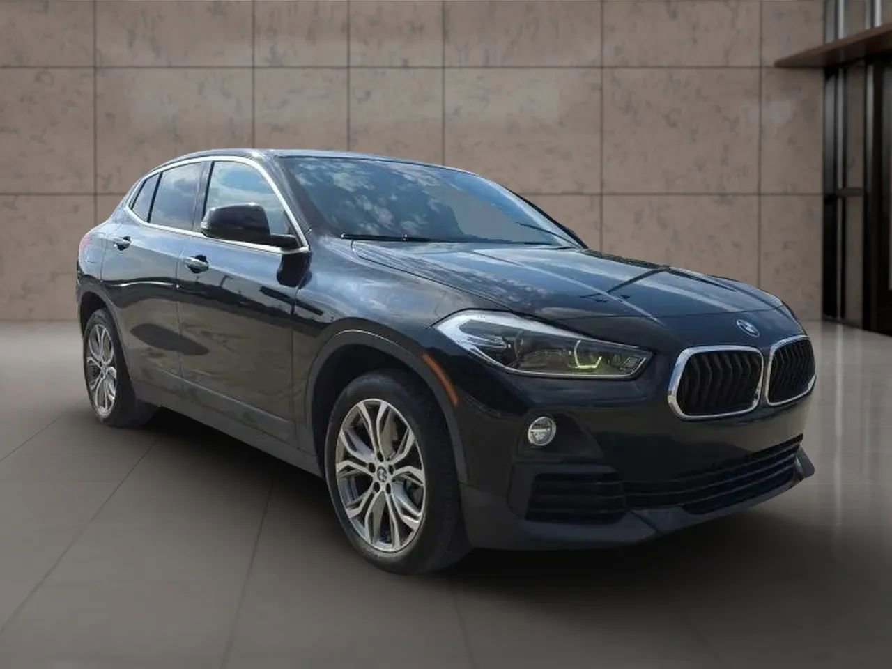 Used 2018 BMW X2 xDrive28i w/ Convenience Package image 2