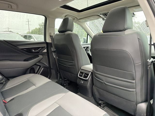 Certified 2024 Subaru Outback Onyx Edition AWD/4WD image 17