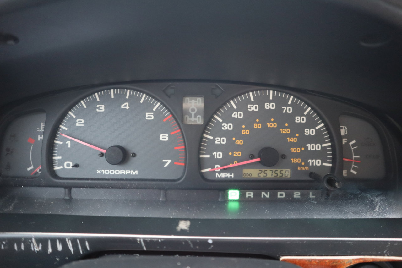 Used 2001 Toyota 4Runner SR5 image 9