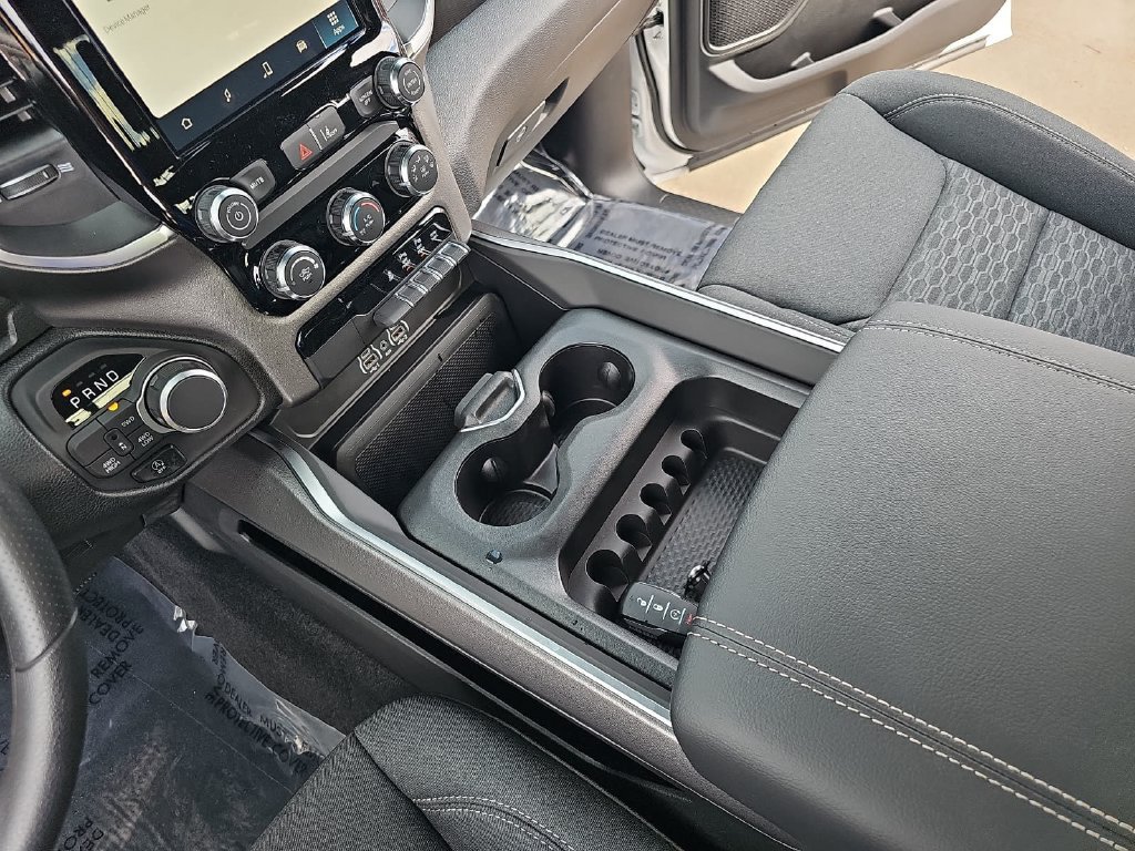New 2026 RAM 1500 Express AWD/4WD image 23