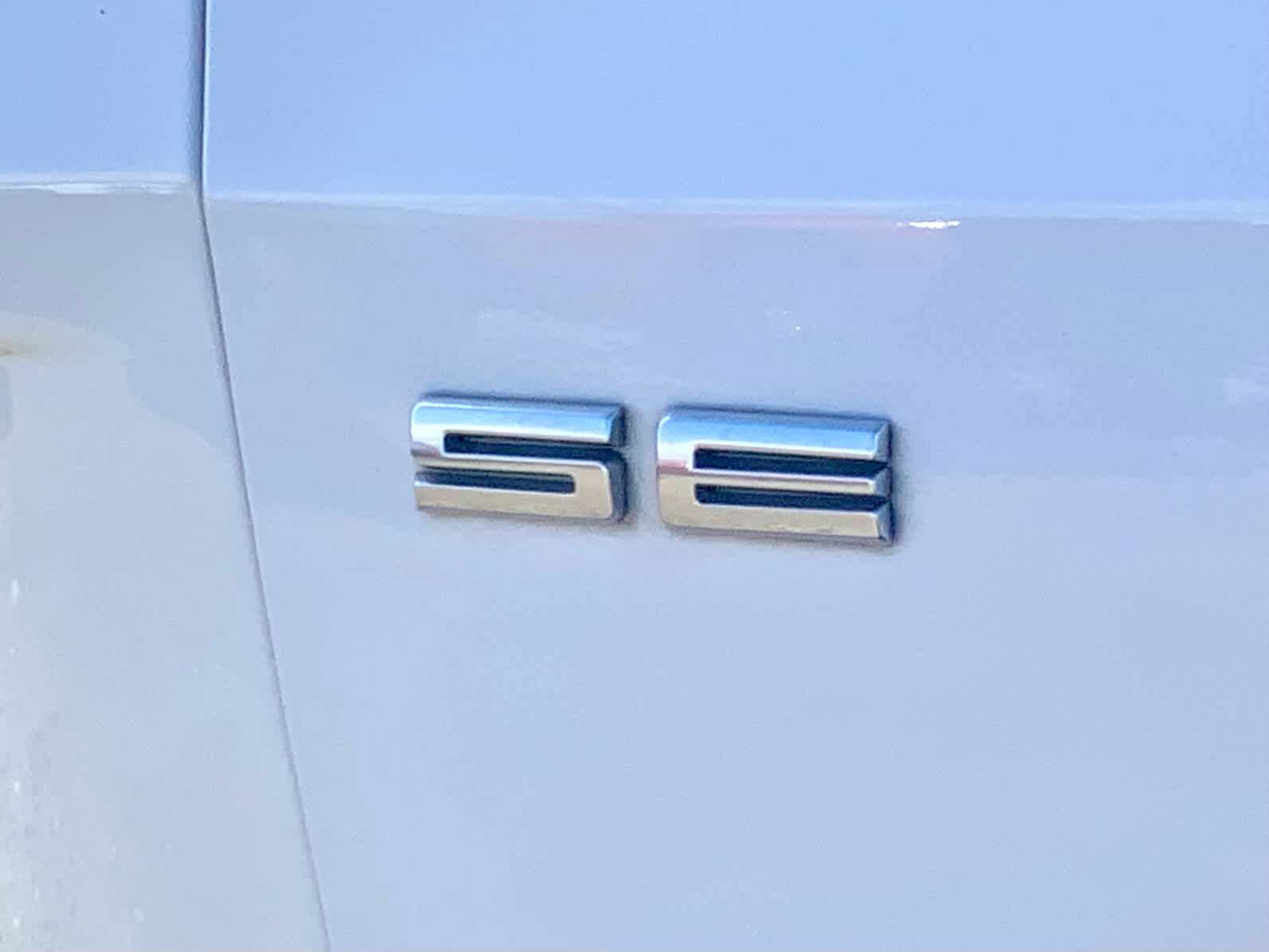 Used 2021 Ford Escape SE image 18