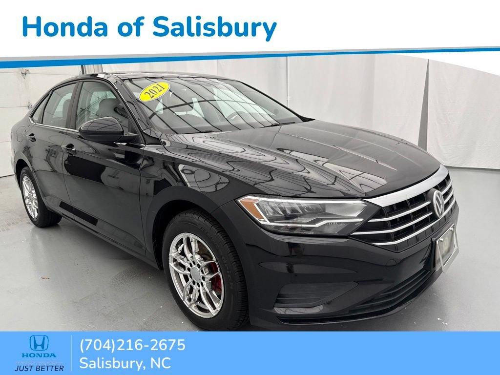 Used 2021 Volkswagen Jetta SE FWD image 1