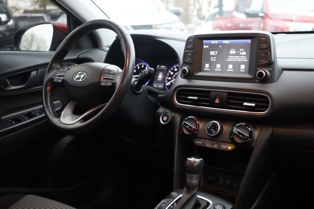 Used 2021 Hyundai Kona SEL Plus w/ Cargo Package image 36