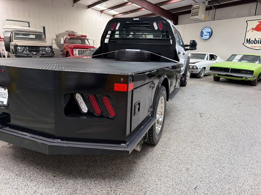 Used 2019 Ford F550 4x4 Crew Cab Super Duty image 16