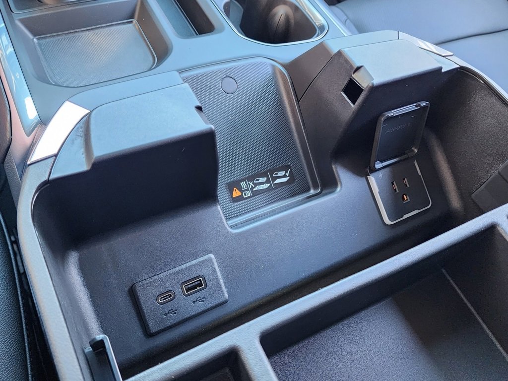 New 2026 GMC Sierra 1500 SLT image 34