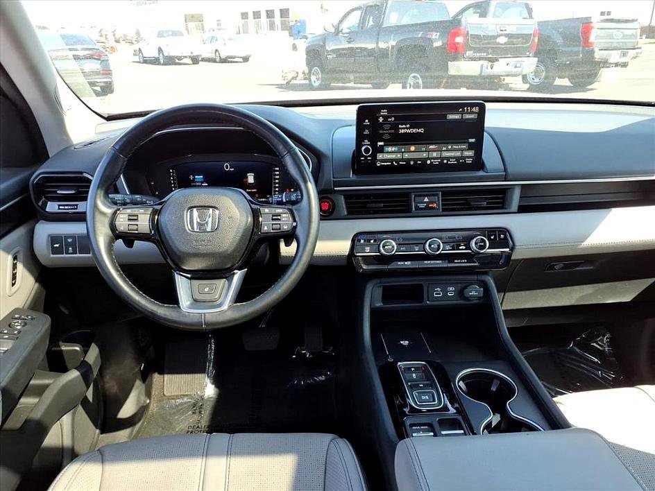 Certified 2023 Honda Pilot Elite image 22