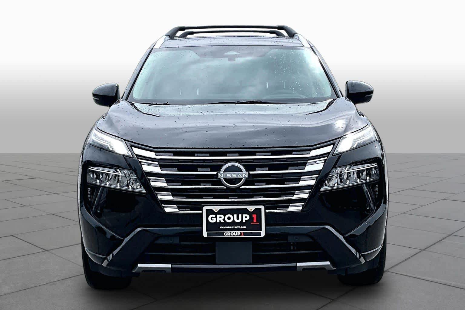 Used 2026 Nissan Rogue Platinum w/ Platinum Premium Package AWD/4WD image 4
