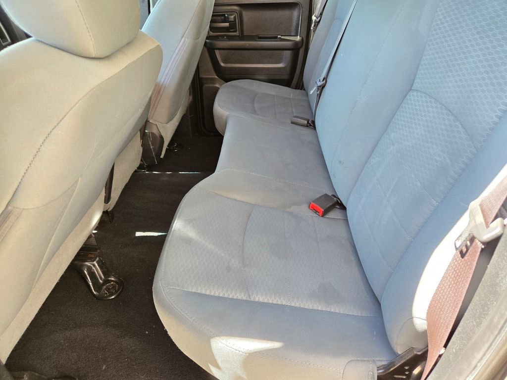 Used 2017 RAM 1500 Express w/ Black Ram 1500 Express Group RWD image 7