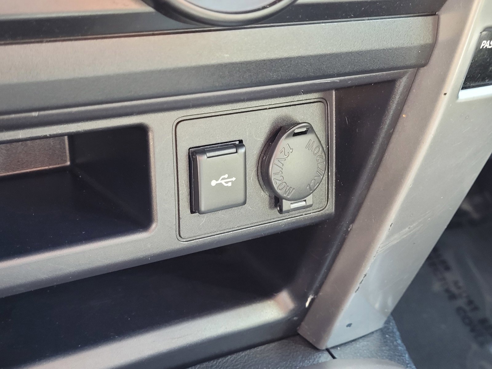 Used 2022 Toyota 4Runner SR5 Premium image 24