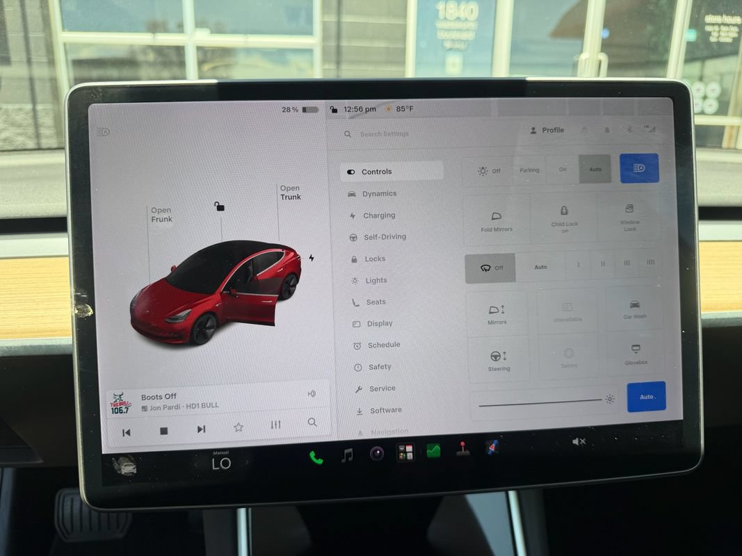 Used 2018 Tesla Model 3 Long Range RWD image 32