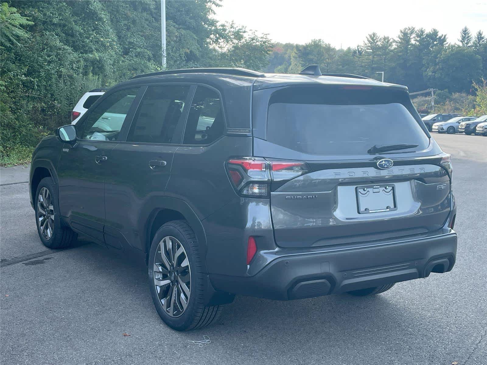 New 2026 Subaru Forester Touring AWD/4WD image 3