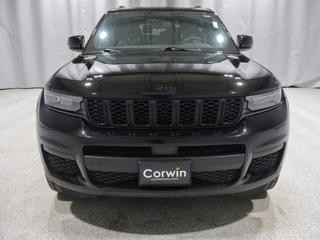 Used 2023 Jeep Grand Cherokee L Laredo image 9