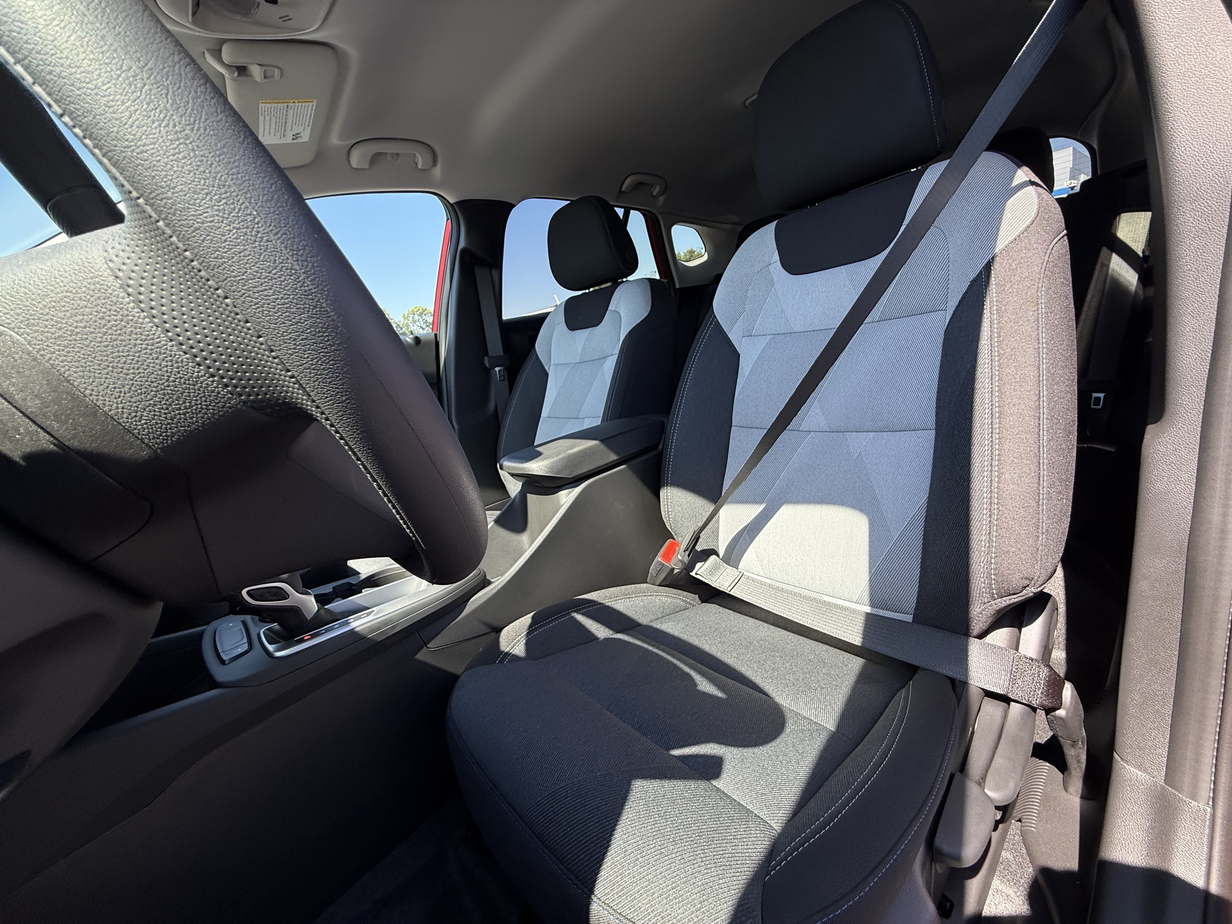 New 2026 Chevrolet Trax LS w/ LS Convenience Package FWD image 16