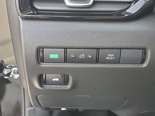 Certified 2025 Nissan Sentra SR w/ SR Premium Package image 19