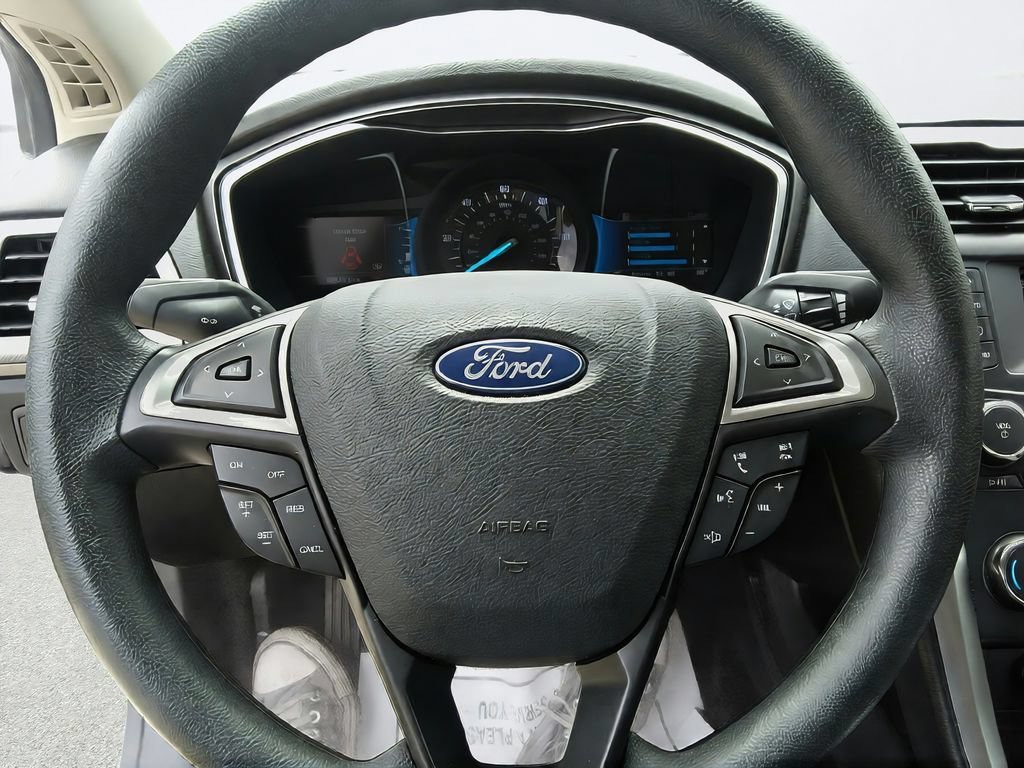 Used 2018 Ford Fusion S FWD image 24