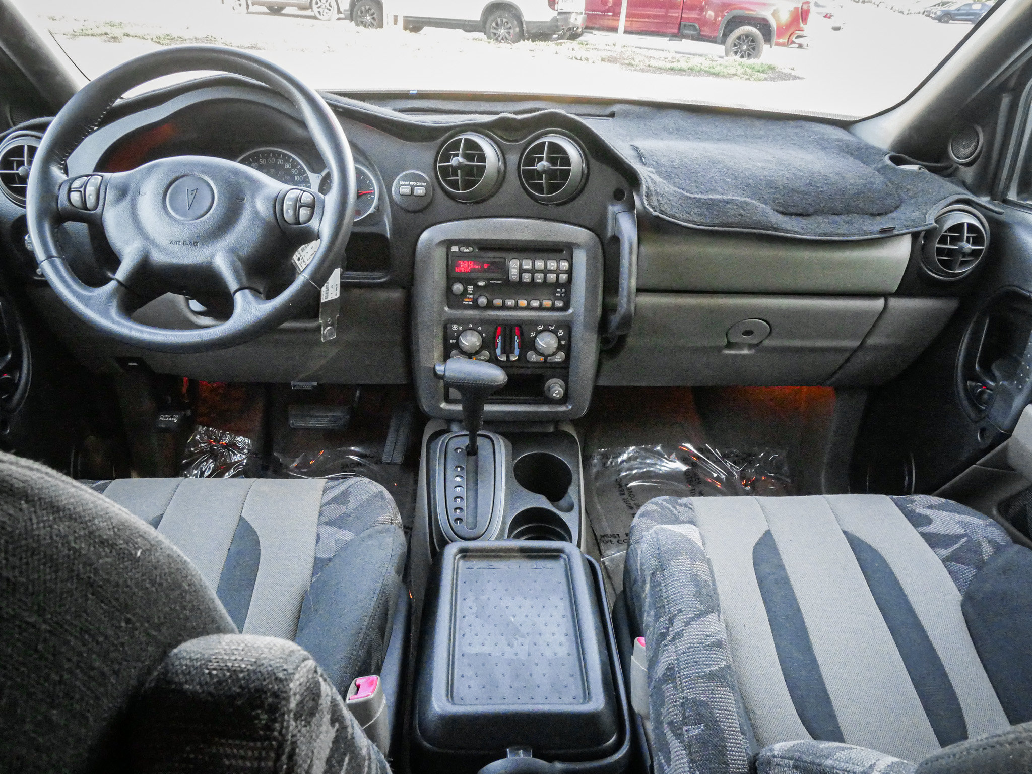 Used 2002 Pontiac Aztek 2WD image 27
