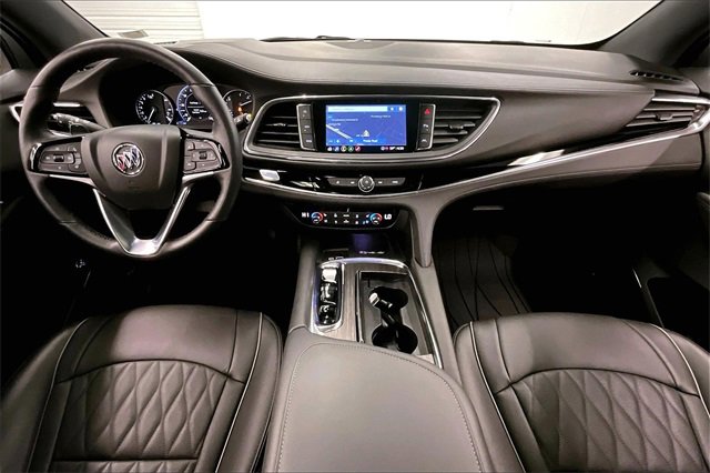 Used 2024 Buick Enclave Avenir image 14