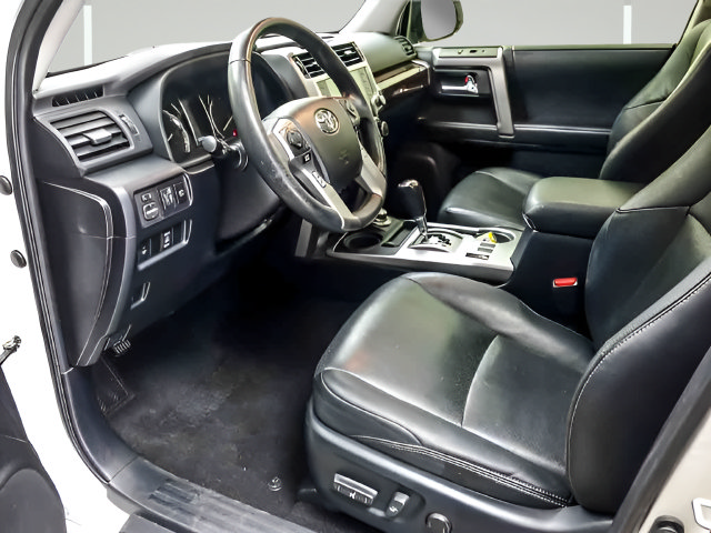Used 2020 Toyota 4Runner Limited AWD/4WD image 10