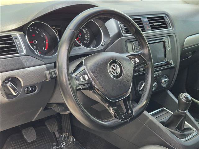 Used 2017 Volkswagen Jetta SE FWD image 10
