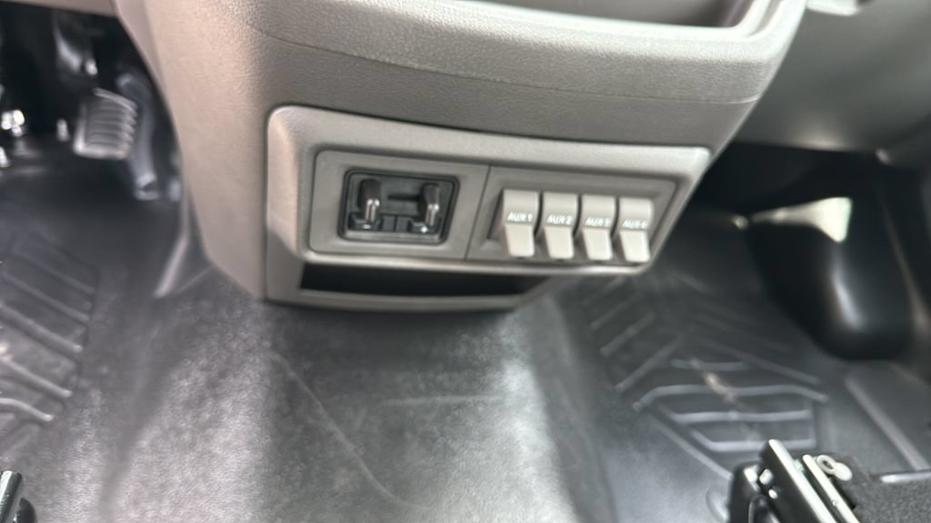 New 2026 Ford Transit 150 Low Roof AWD w/ Upfitter Package image 19
