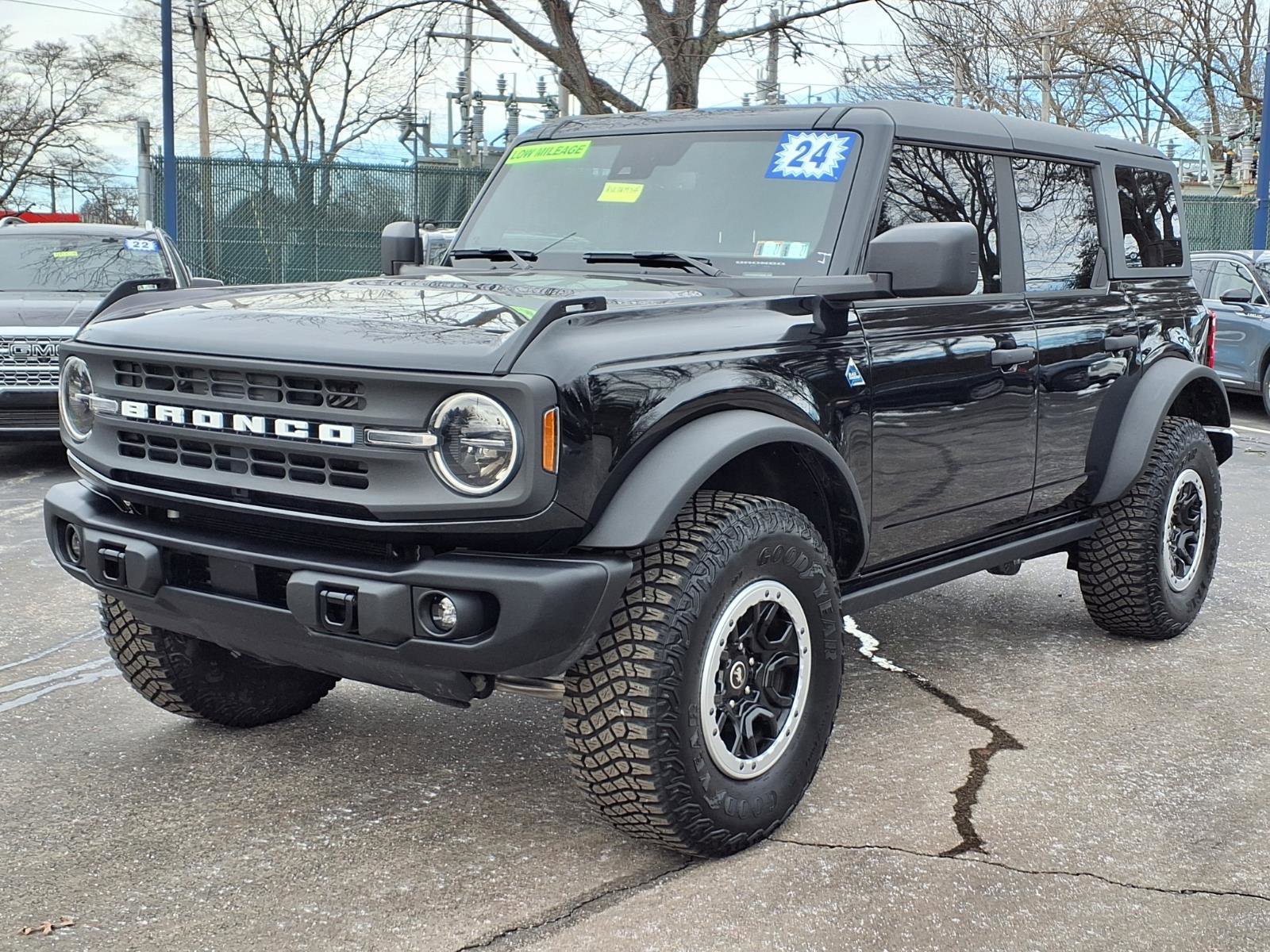 Certified 2024 Ford Bronco Black Diamond w/ Sasquatch Package image 9