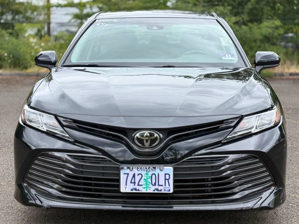 Used 2018 Toyota Camry LE FWD image 8