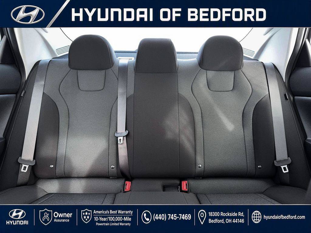 New 2026 Hyundai Elantra SE FWD image 19