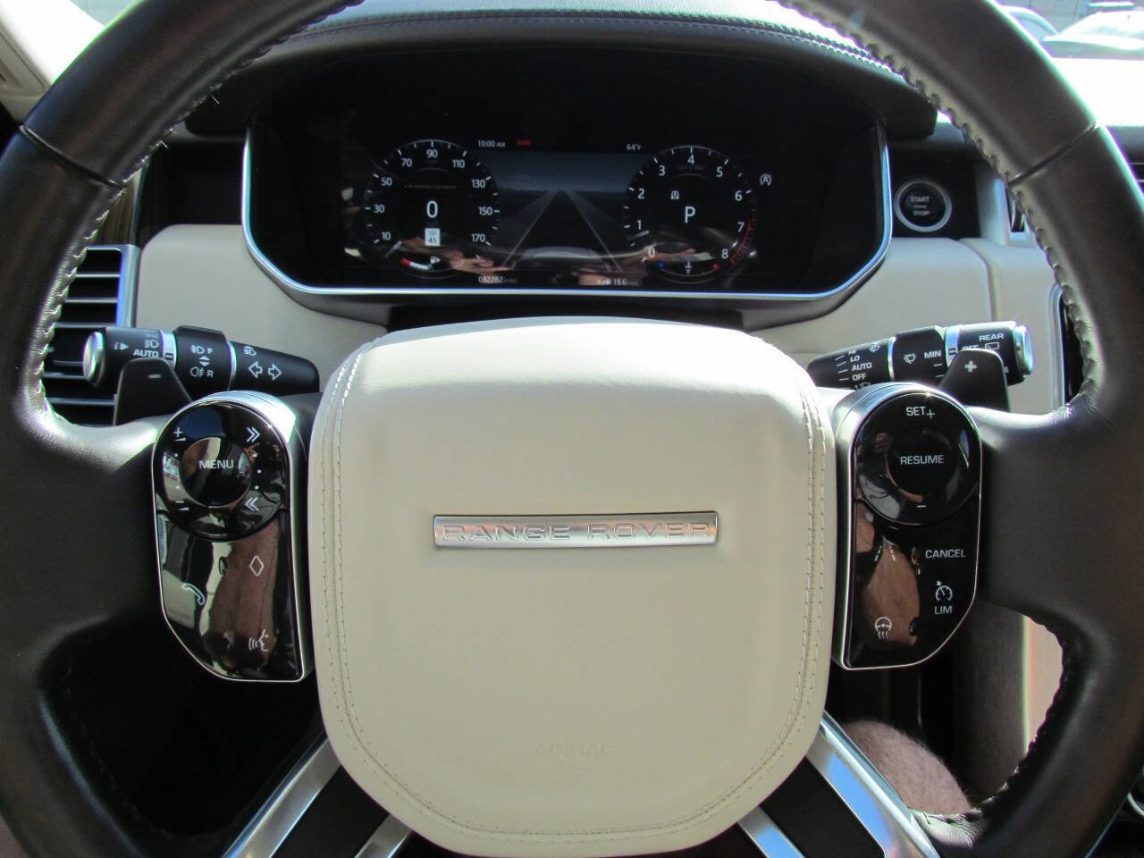 Used 2018 Land Rover Range Rover Supercharged image 25
