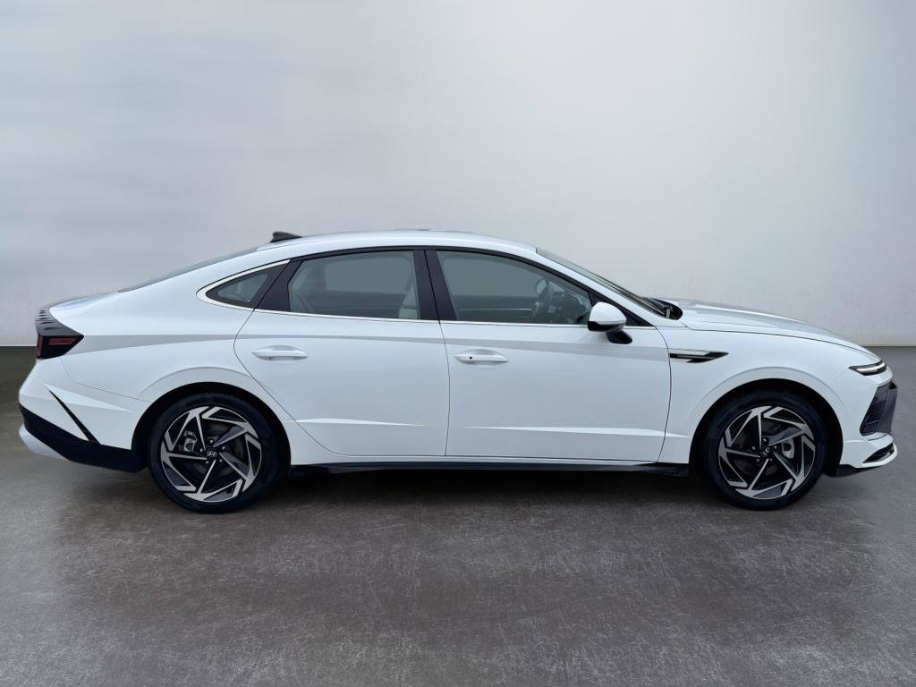 New 2026 Hyundai Sonata SEL image 4