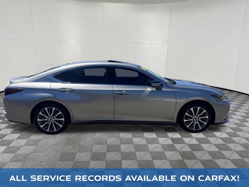 Used 2020 Lexus ES 350 w/ Premium Package FWD image 4