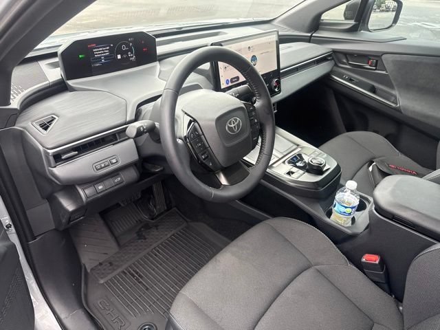 Used 2026 Toyota C-HR AWD/4WD image 23