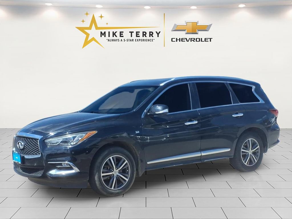 Used 2019 INFINITI QX60 Luxe w/ Essential Package