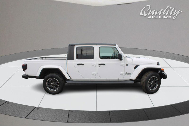 Used 2020 Jeep Gladiator Overland w/ LED Lighting Group image 3