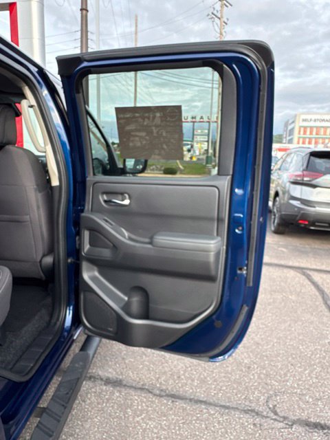 Certified 2022 Nissan Frontier SV AWD/4WD image 21