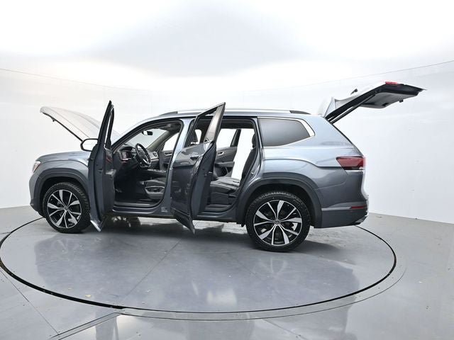 Used 2024 Volkswagen Atlas SEL Premium R-Line AWD/4WD image 42