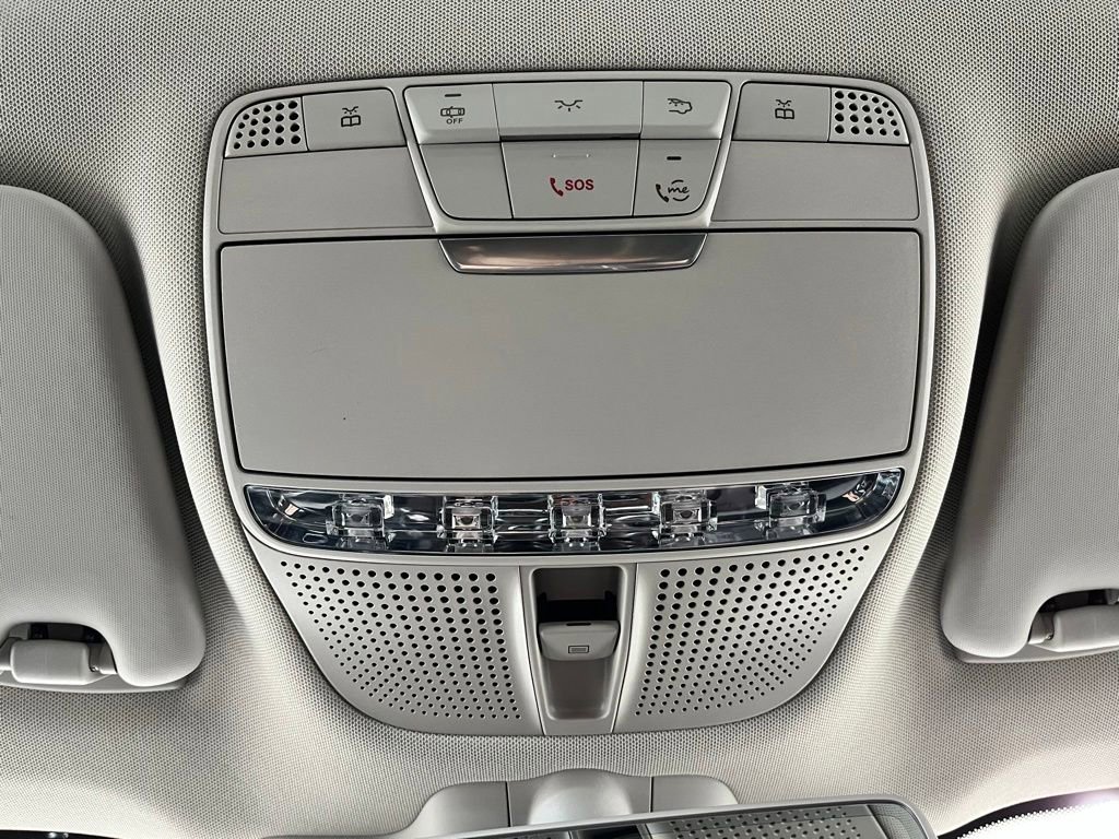 Used 2020 Mercedes-Benz GLC 300 4MATIC image 30