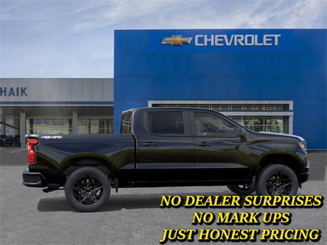 New 2026 Chevrolet Silverado 1500 Custom w/ LPO, Dark Essentials Package image 5