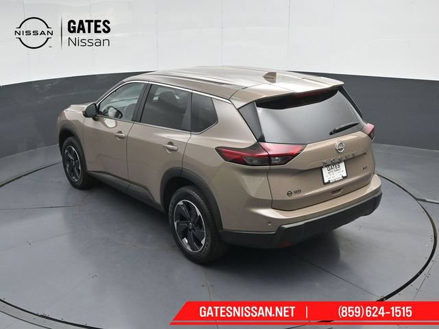 Used 2025 Nissan Rogue SV AWD/4WD image 47